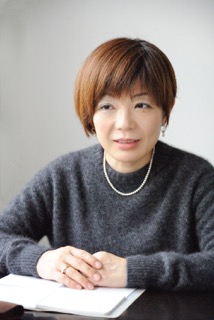 徳永プロフィール写真（©平松理加子）